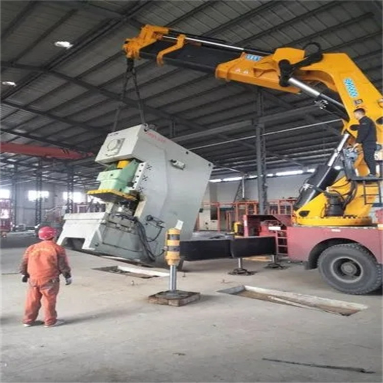 汉阳80吨折臂吊车出租附近电话