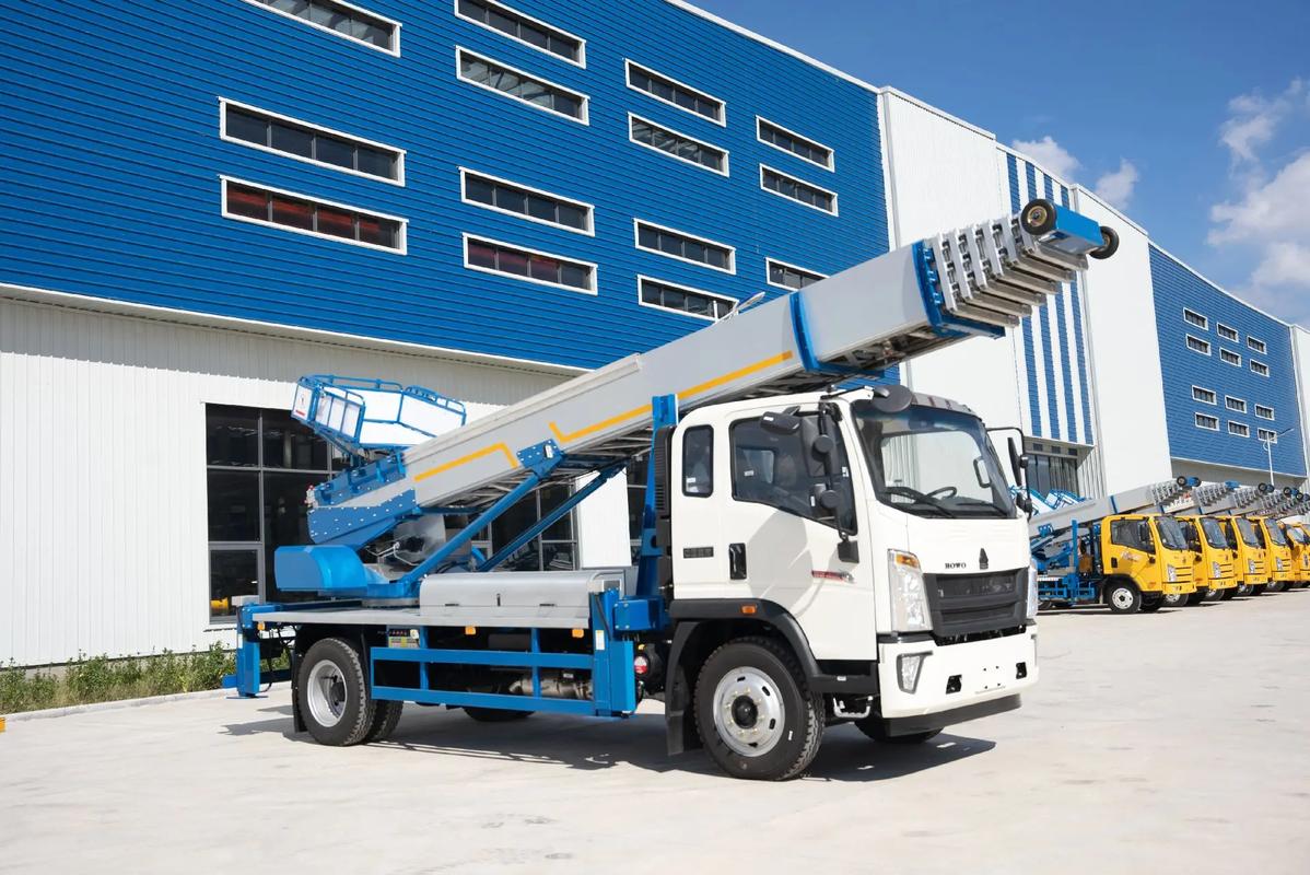 汉阳出租云梯车高空作业车 建筑垃圾搬运